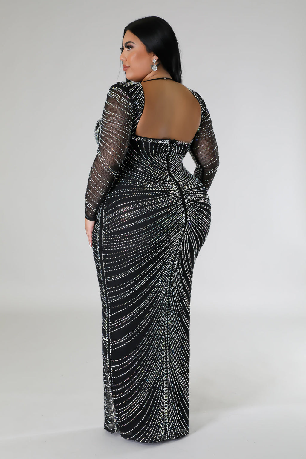 Rhinestone Sweetheart Long-Sleeve Gown – Plus Size