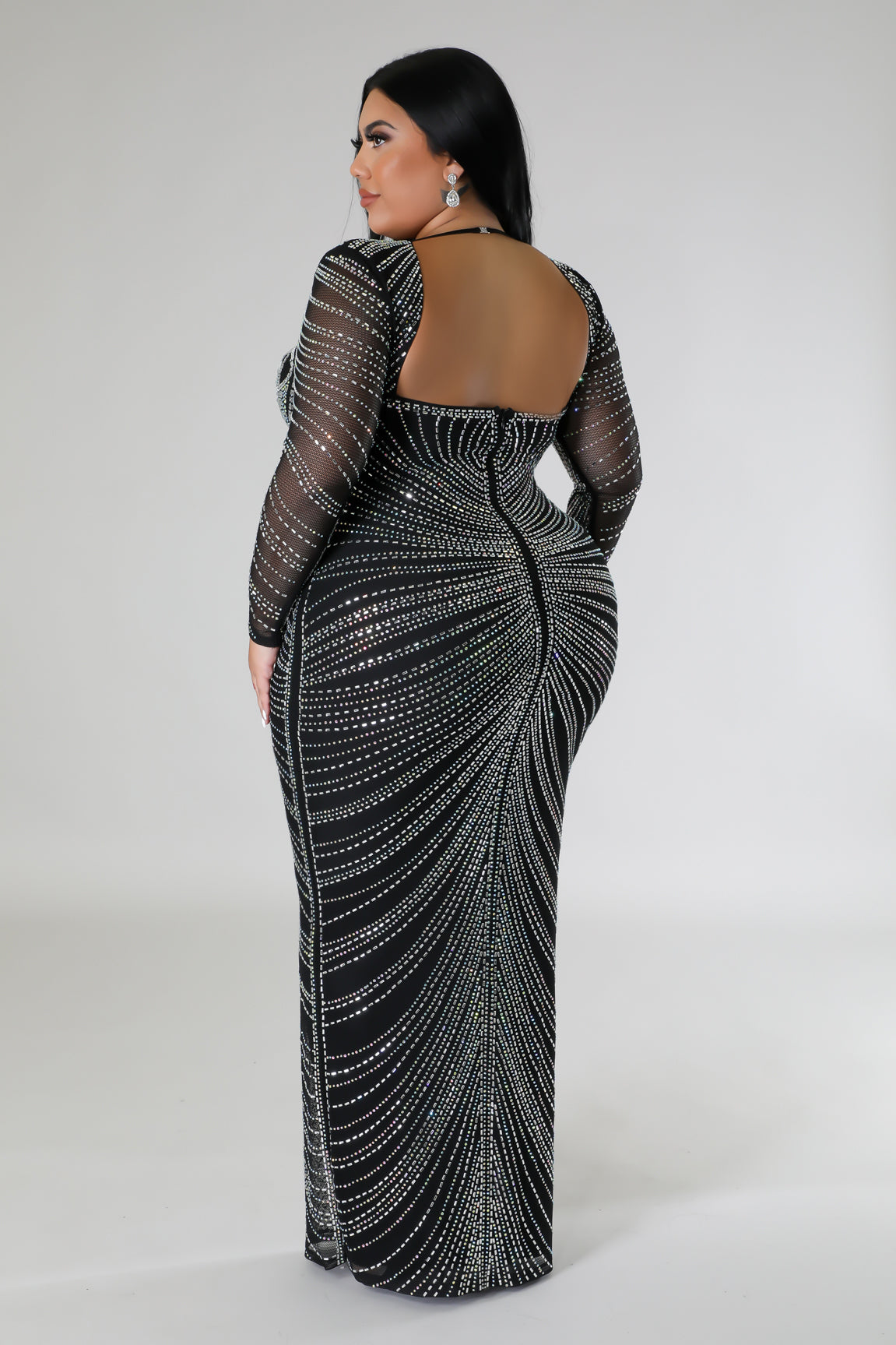 Rhinestone Sweetheart Long-Sleeve Gown – Plus Size