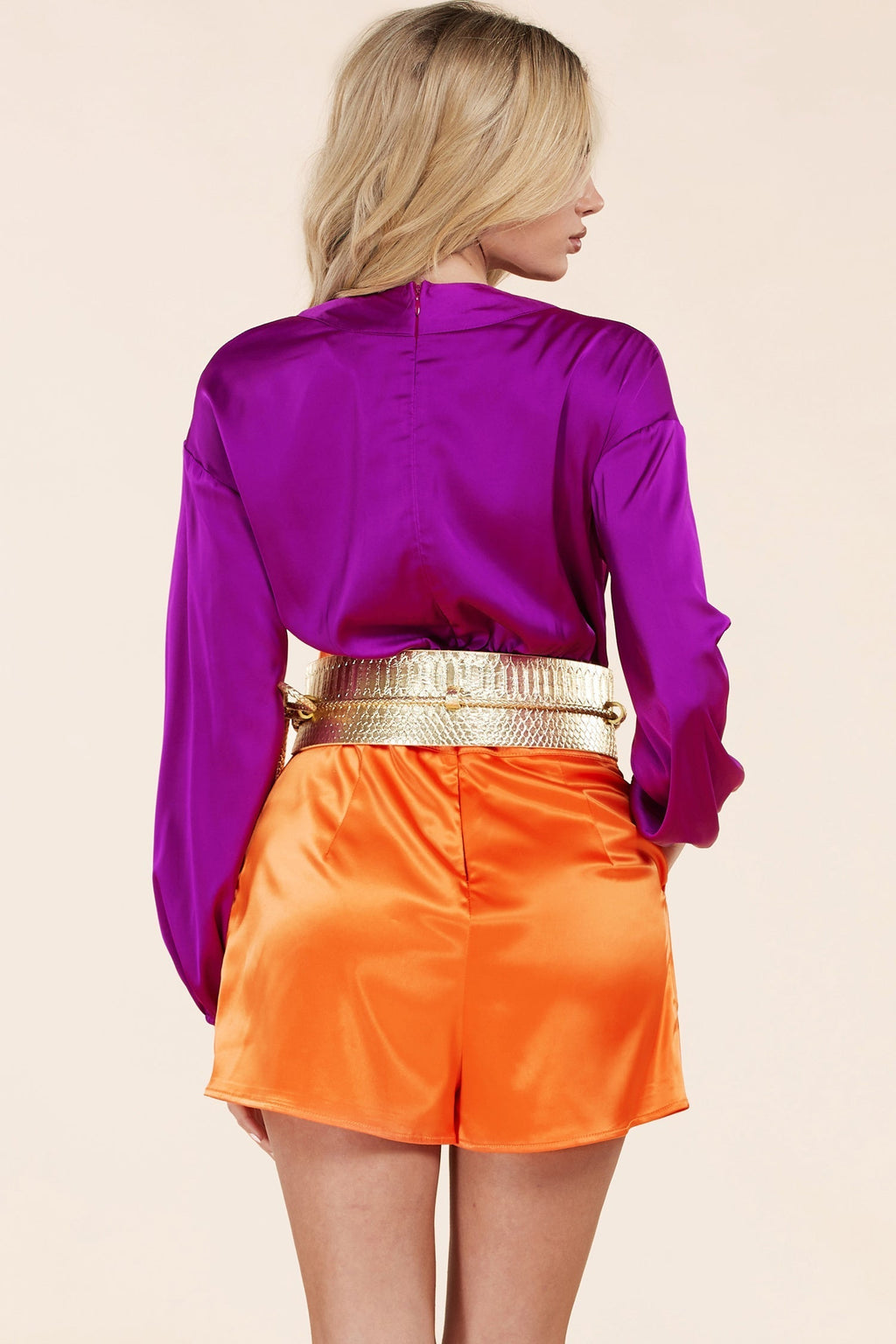 Two-Tone V-Neck Bubble Sleeve Romper