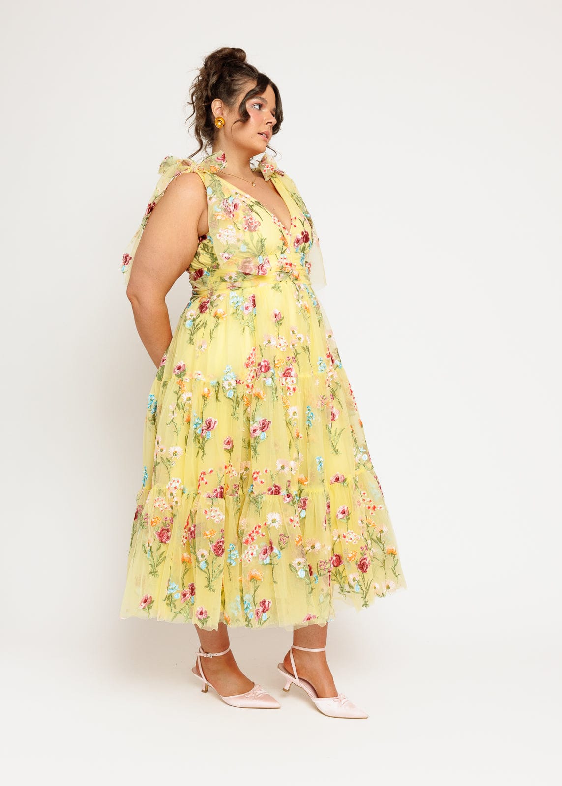 Margaret Floral Embroidered Midi Dress – Yellow Floral