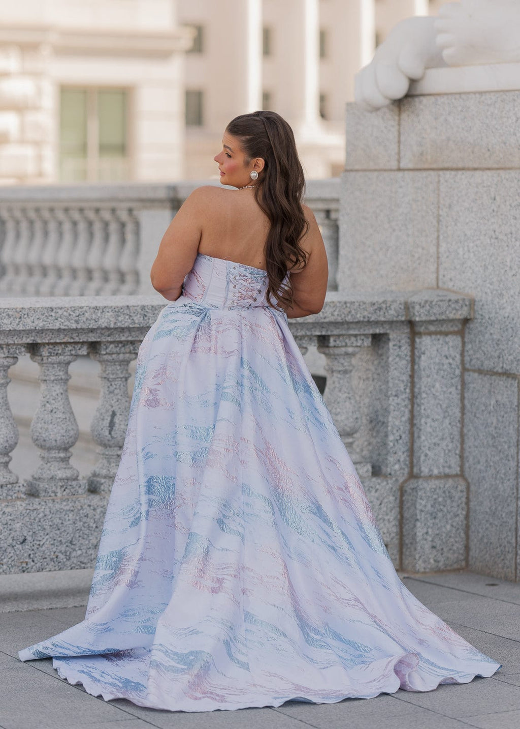 Nessa Metallic Gown – Pink