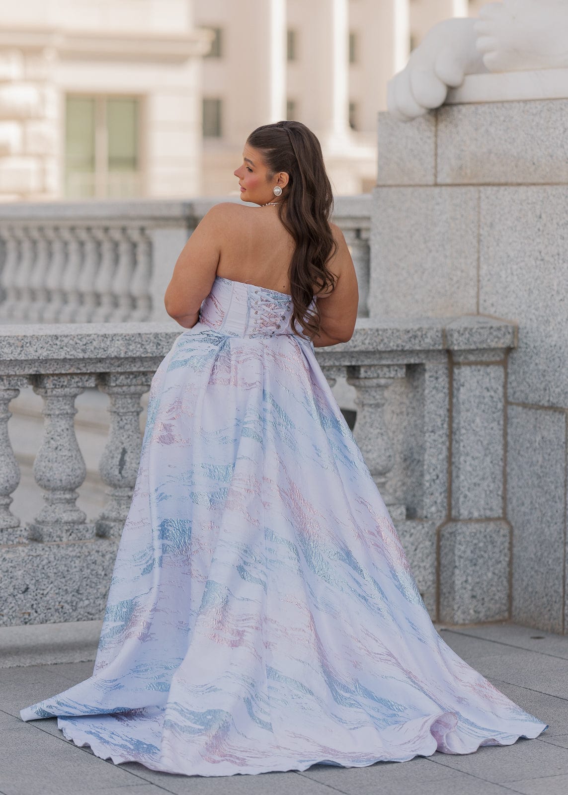Nessa Metallic Gown – Pink