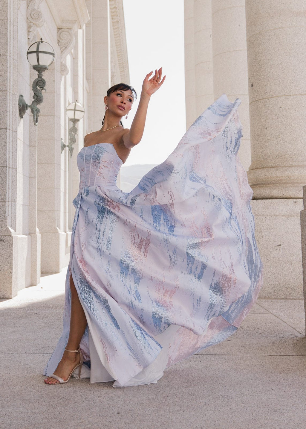 Nessa Metallic Gown – Pink