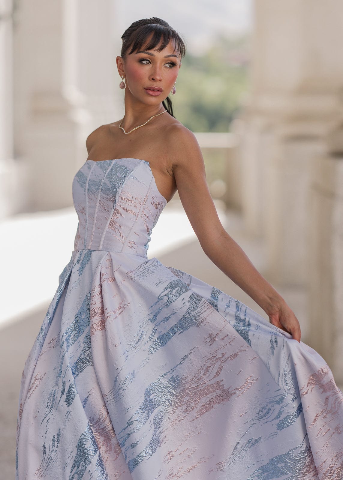 Nessa Metallic Gown – Pink